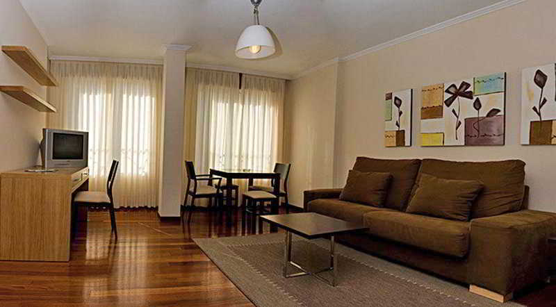 Hotel Apartamentos Dabarca Pontevedra Quarto foto